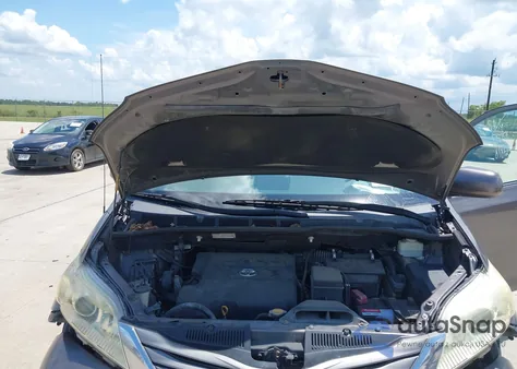 2012 Toyota Sienna Xle V6 8 Passenger из США, поврежденный, VIN 5TDYK3DCXCS263181